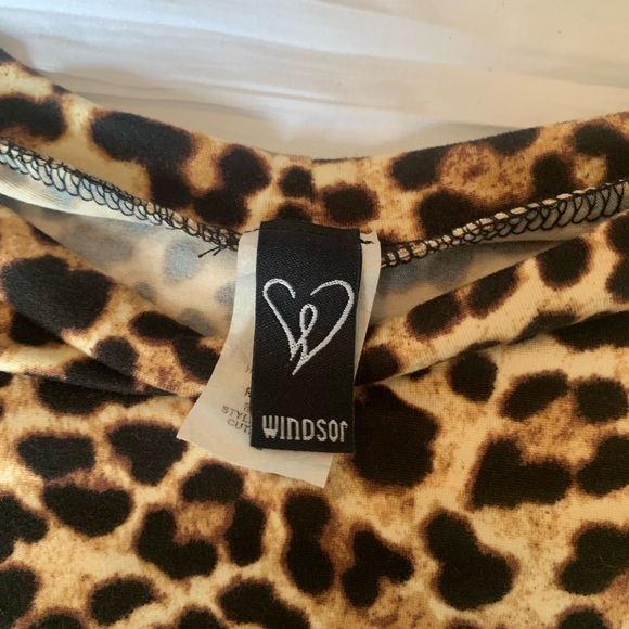 Windsor leopard print long sleeve top - Picture 2 of 4